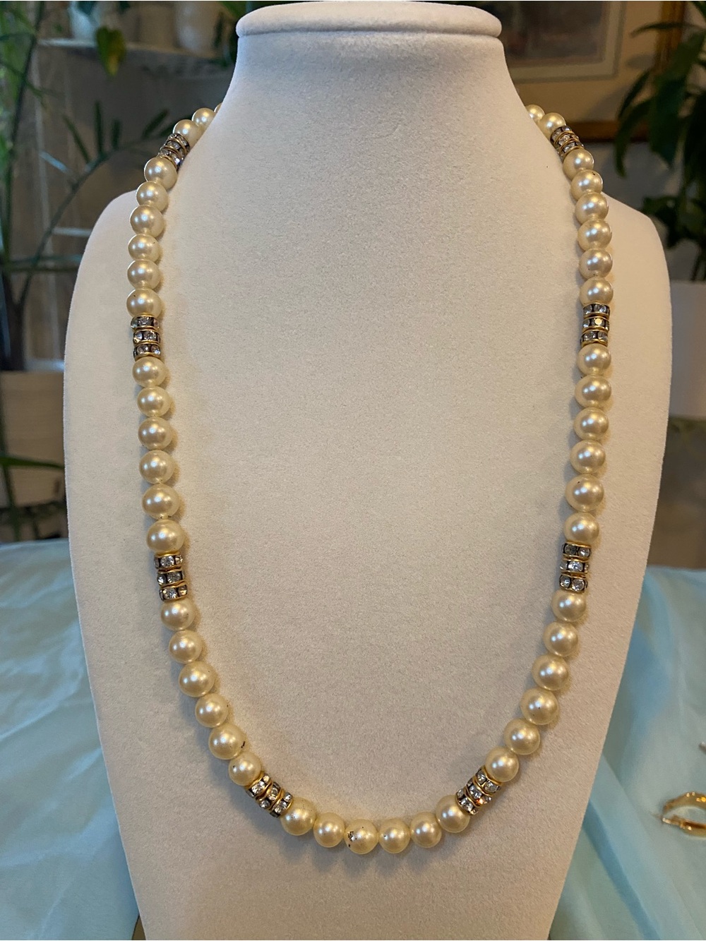 VINTAGE PEARL RHINESTONE NECKLACE by MADONNA - Picture 7 of 11